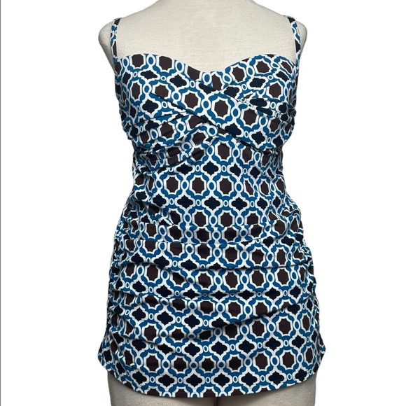 Lands End Tankini Swim Top Geometric Design Detachable Straps Underwire Bra 12 - Picture 1 of 14
